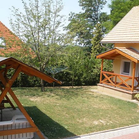 Emilia Apartmanhaz Hévíz Buitenkant foto